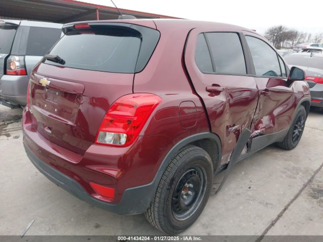 3GNCJKSB6HL185309 Chevrolet TRAX LS