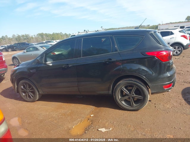 Ford ESCAPE S 2019 1FMCU0F75KUB45662 Image 14
