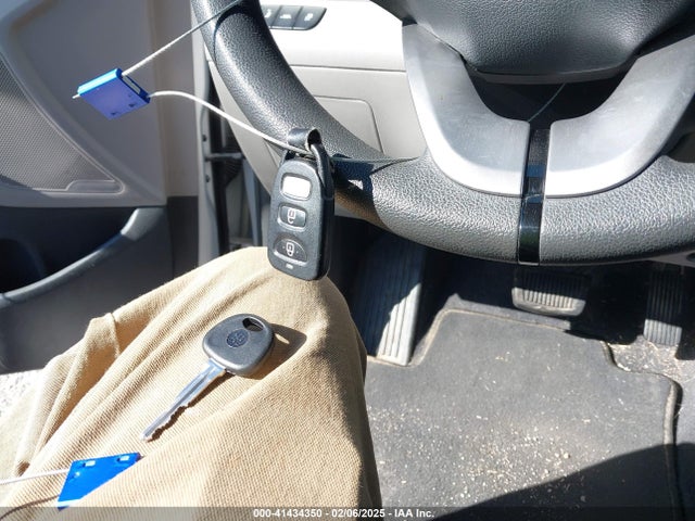 KMHD84LF7KU773329 Hyundai ELANTRA SEL