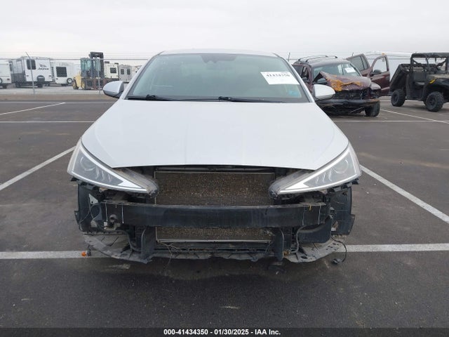 KMHD84LF7KU773329 Hyundai ELANTRA SEL