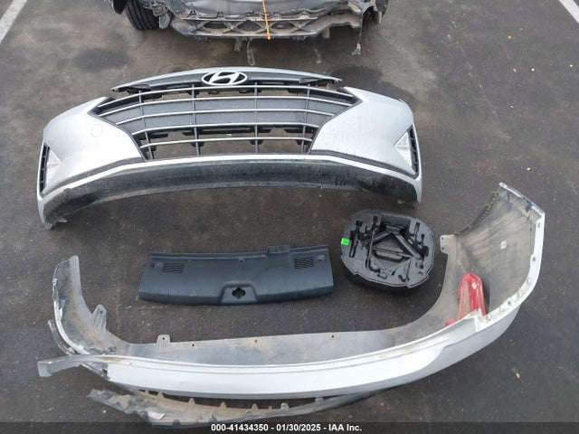 KMHD84LF7KU773329 Hyundai ELANTRA SEL