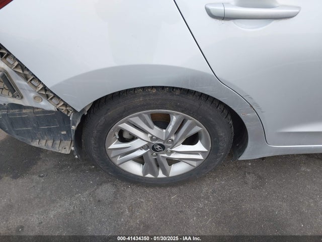 KMHD84LF7KU773329 Hyundai ELANTRA SEL
