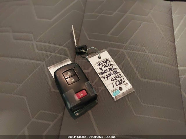 3TMCZ5AN5LM362756 Toyota Tacoma Trd Sport