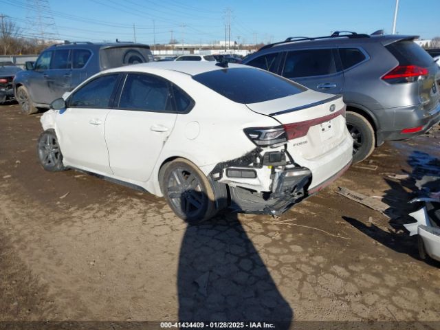 3KPF34AD6ME305283 KIA Forte Gt-line