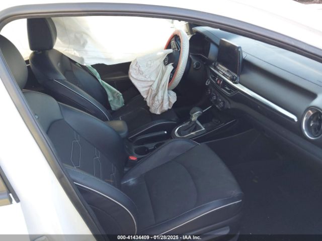 3KPF34AD6ME305283 KIA Forte Gt-line