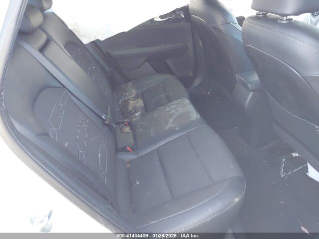 3KPF34AD6ME305283 KIA Forte Gt-line