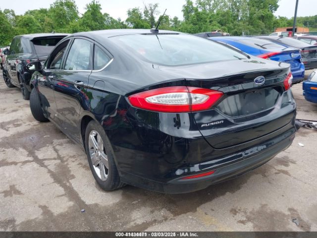 1FA6P0H74G5121513 Ford FUSION SE