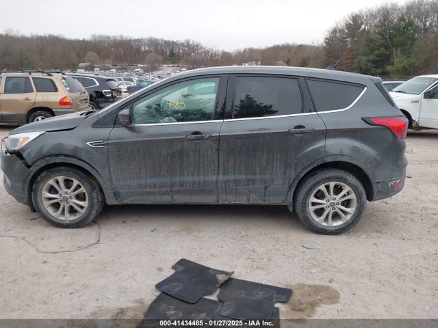 Ford ESCAPE SE 2019 1FMCU9GD2KUA78253 Image 14