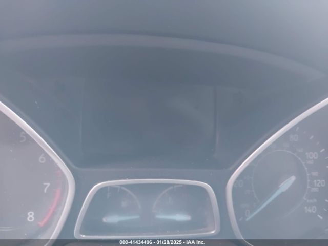 1FMCU0F76JUC06001 Ford Escape
