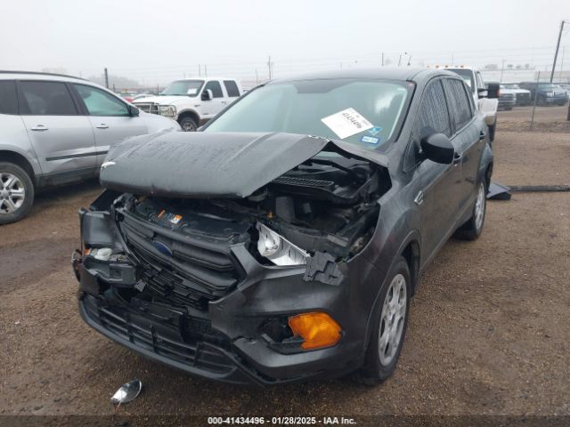 1FMCU0F76JUC06001 Ford Escape