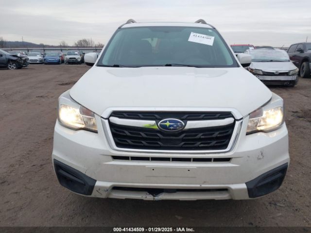 JF2SJAEC4HH549603 Subaru Forester 2.5i Premium