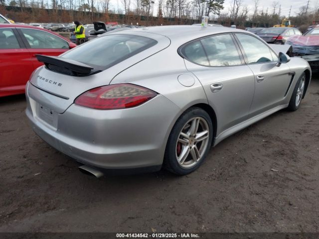 2012 PORSCHE PANAMERA WP0AA2A78CL018841 Photo 3