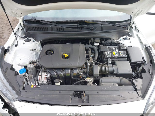 3KPF24AD7PE675519 KIA Forte Lxs