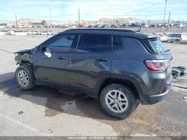 3C4NJCAB5JT213597 Jeep Compass Sport Fwd