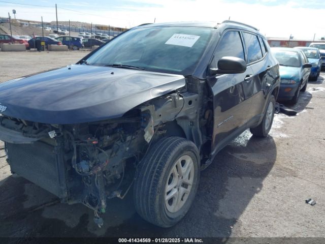 3C4NJCAB5JT213597 Jeep Compass Sport Fwd