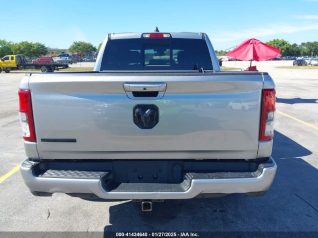 1C6RRFFG5NN327421 RAM 1500 Big Horn  4x4 5'7 Box