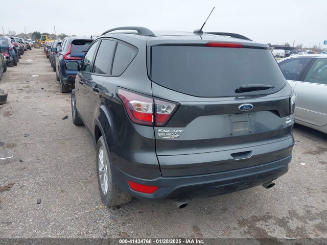 1FMCU0GD0JUB47676 Ford ESCAPE SE