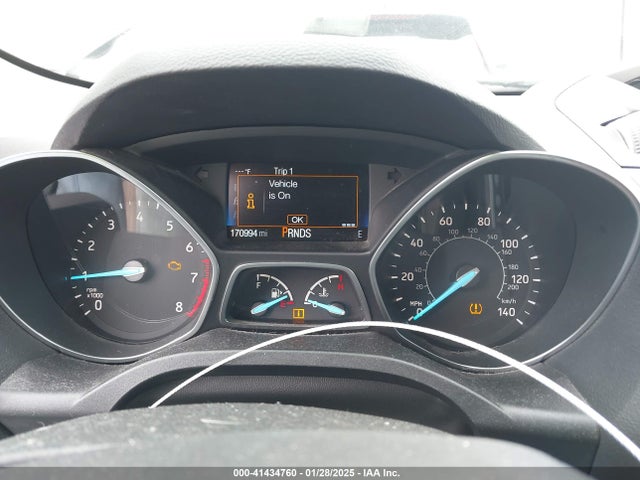 1FMCU0GD0JUB47676 Ford ESCAPE SE