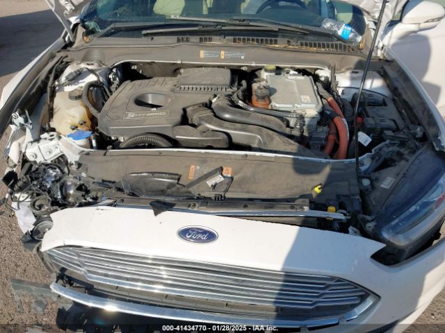 3FA6P0LU9GR343071 Ford Fusion Hybrid Se