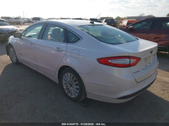 3FA6P0LU9GR343071 Ford Fusion Hybrid Se