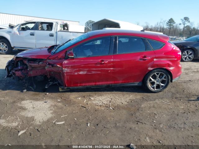 1FADP3K2XEL103550 Ford FOCUS SE