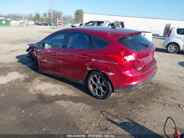 1FADP3K2XEL103550 Ford FOCUS SE