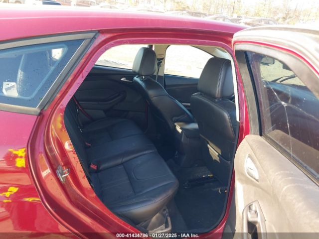 1FADP3K2XEL103550 Ford FOCUS SE