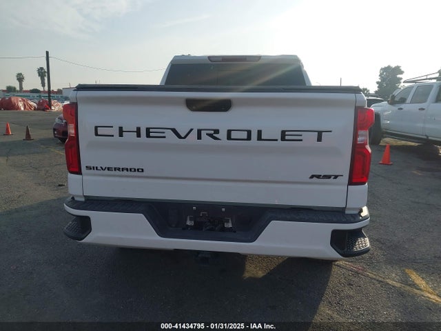 3GCPWDED5MG183946 Chevrolet Silverado 1500 2wd  Short Bed Rst