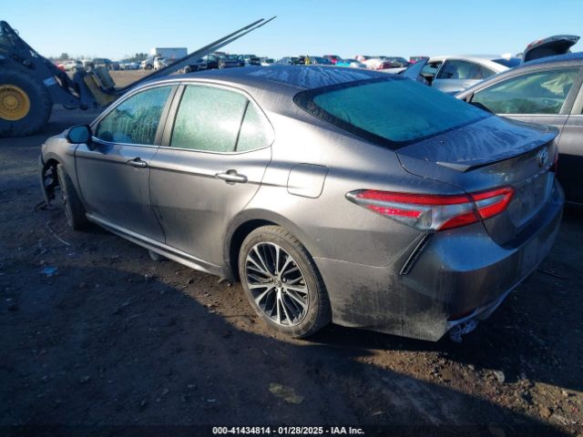 4T1B11HK1JU106092 Toyota CAMRY SE