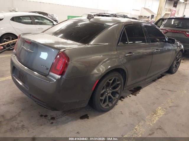 2C3CCABGXLH142607 Chrysler 2020