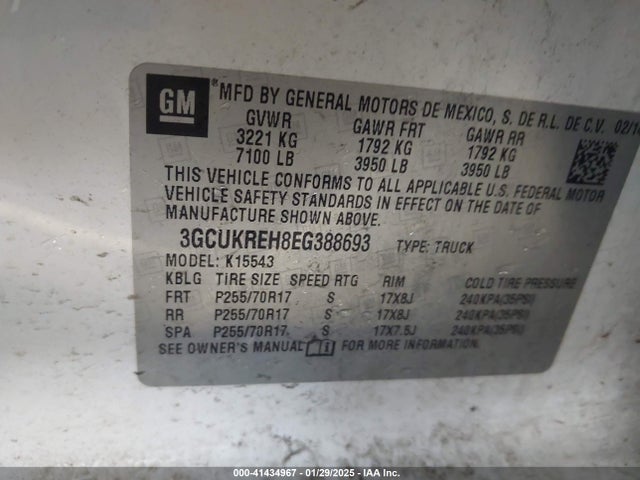 3GCUKREH8EG388693 Chevrolet Silverado 1500 1lt