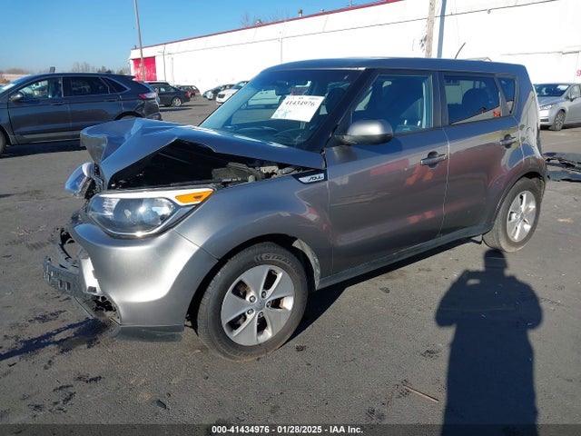 KIA SOUL + 2015 KNDJP3A56F7184260 Image 2
