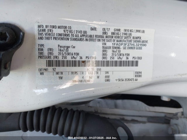 Ford FOCUS SE 2017 1FADP3F27HL321590 Image 9