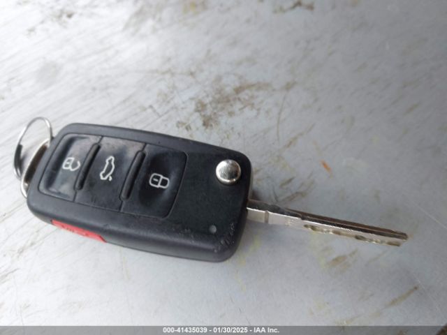 3VW2B7AJ1HM364758 Volkswagen Jetta 1.4t S