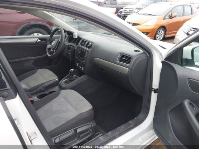 3VW2B7AJ1HM364758 Volkswagen Jetta 1.4t S
