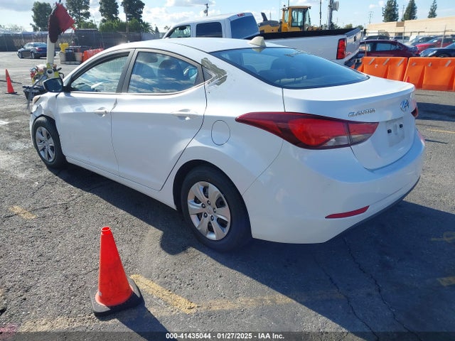 Hyundai ELANTRA SE 2016 5NPDH4AE8GH666967 Image 3