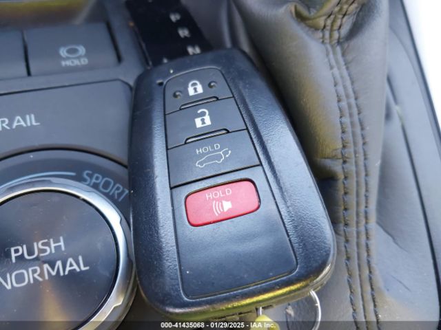 4T3RWRFV8RU140643 Toyota Rav4 Hybrid Xle