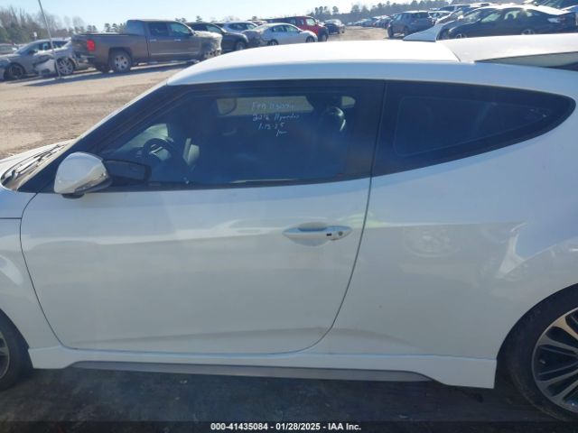 KMHTC6AE4GU297211 Hyundai Veloster Turbo
