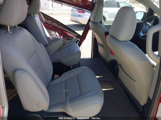 5TDDK3DC3FS112783 Toyota Sienna Limited Premium 7 Passenger