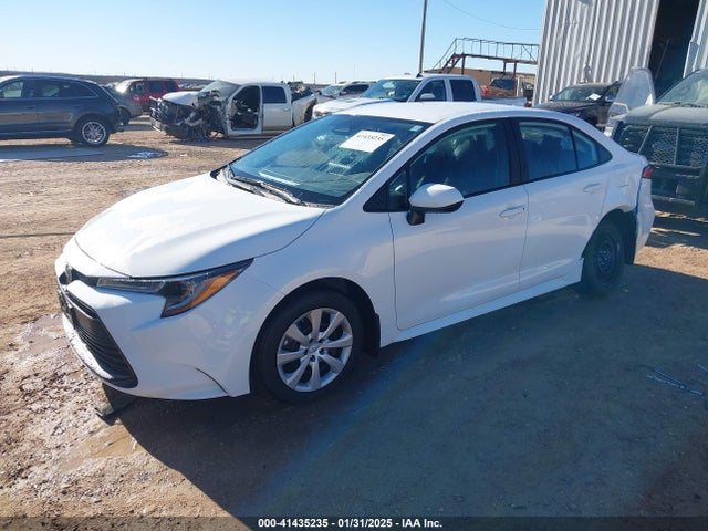 Toyota COROLLA LE 2025 5YFB4MDE0SP260255 Image 2