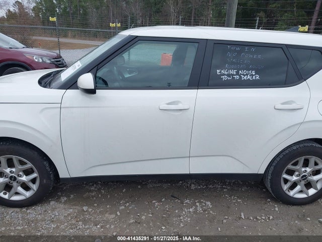 KIA SOUL LX 2022 KNDJ23AU9N7155114 Image 14