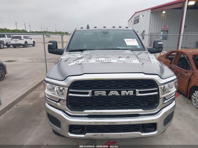 RAM 3500 2024 3C63RRGL5RG346679 Image 15