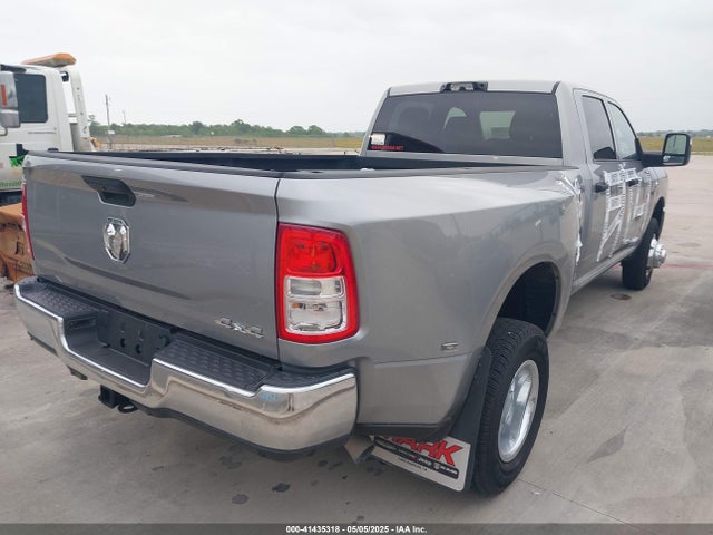RAM 3500 2024 3C63RRGL5RG346679 Image 4