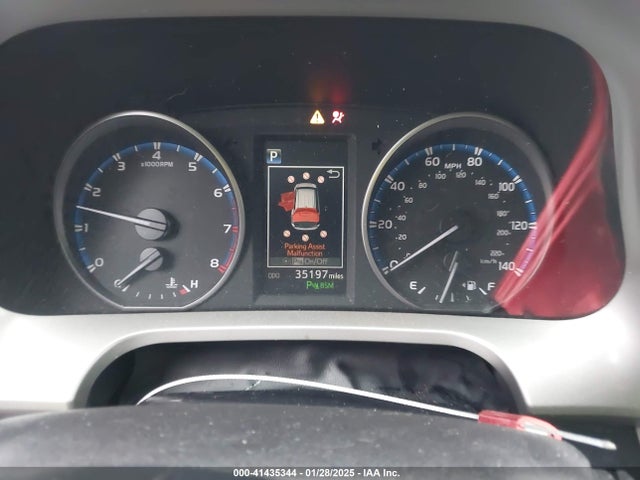 2T3WFREV8JW434875 Toyota Rav4 Adventure/xle