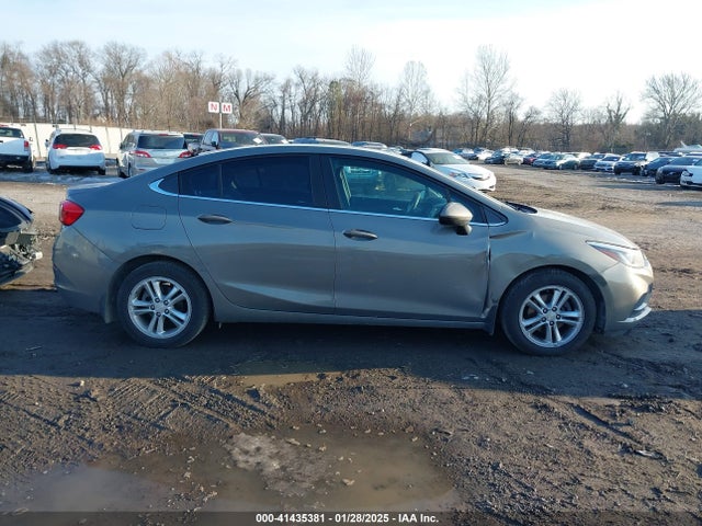Chevrolet Cruze Lt Auto 2018 1G1BE5SM8J7104082 Image 12