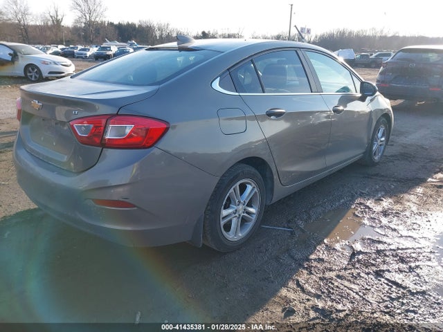 Chevrolet Cruze Lt Auto 2018 1G1BE5SM8J7104082 Image 4
