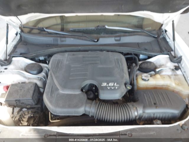2C3CDXHG2KH747033 Dodge Charger Gt Rwd