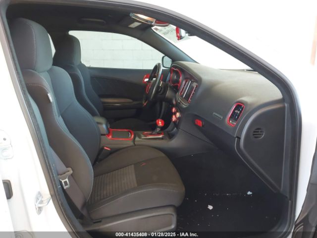 2C3CDXHG2KH747033 Dodge Charger Gt Rwd