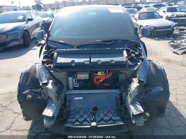 7SAYGDEF9NF488797 Tesla Model Y Performance Dual Motor All-wheel Drive