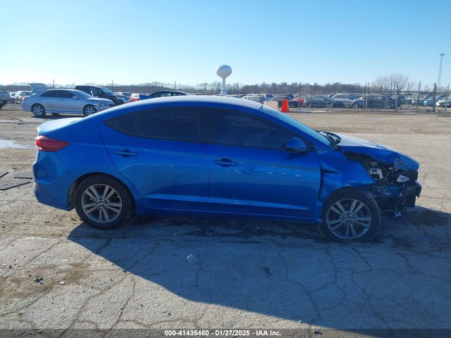 5NPD84LF2JH401832 Hyundai ELANTRA SEL